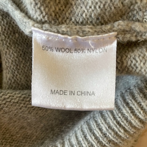 💛💛 4/$25 Shades of Grey/ Micah Cohen Wool Blend Heather Grey Sweater/ small - Picture 5 of 16